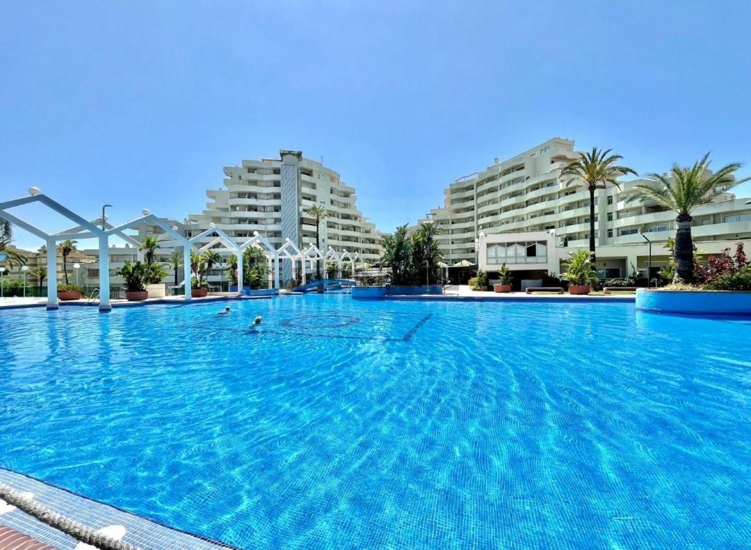 El Estudio De La Playa Benalbeach Holidays Paradise Бенальмадена Экстерьер фото