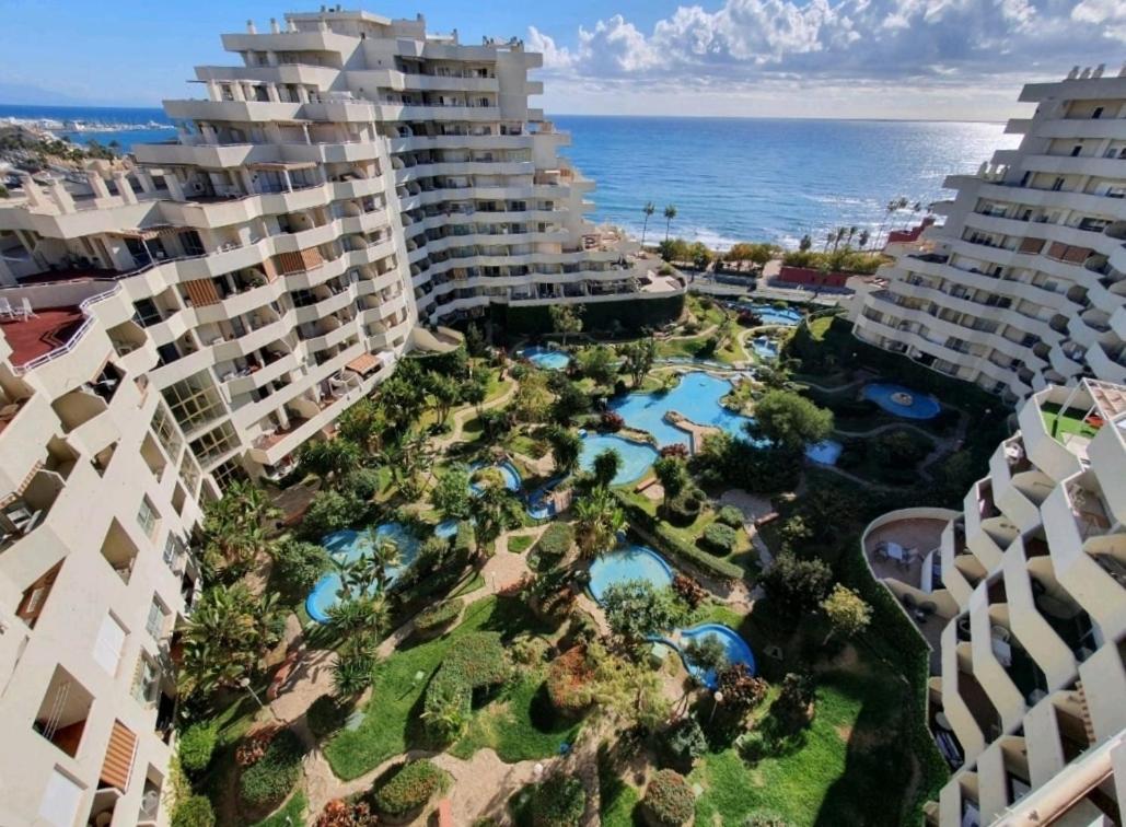 El Estudio De La Playa Benalbeach Holidays Paradise Бенальмадена Экстерьер фото